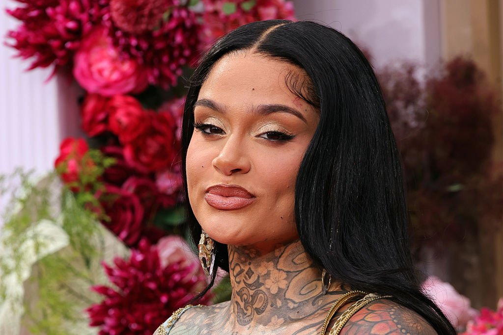 Kehlani confirma a custódia exclusiva de sua filha enquanto responde às reivindicações do culto
