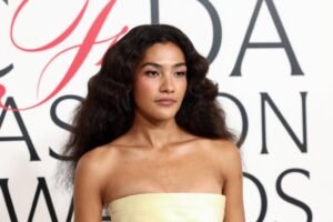 Olivia Dean lidera o Triple J's Hottest 100 de 2025 com 'Man I Need'